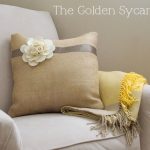 felt-flower-burlap-pillow