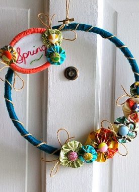 Guest Post- Embroidery hoop wreath