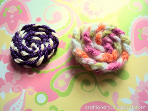 yarn flowers tutorial