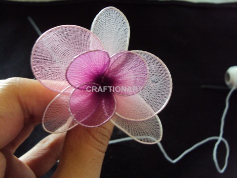 flowers-decorating-idea-nylon-orchids-tutorial