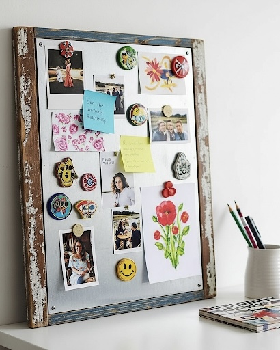 diy-magnetic-board-from-rustic-old-board