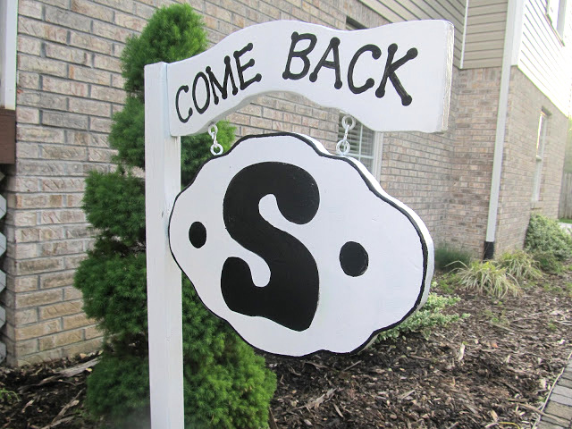 DIY welcome sign for porch