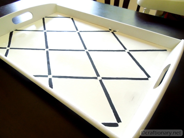how-to-stencil-paint-tray-tutorial
