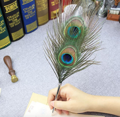 peacock-feather-pen