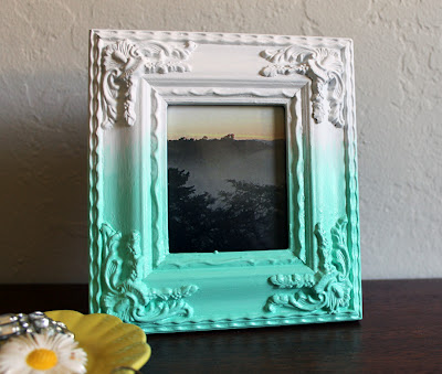 ombre_diy_picture_frame