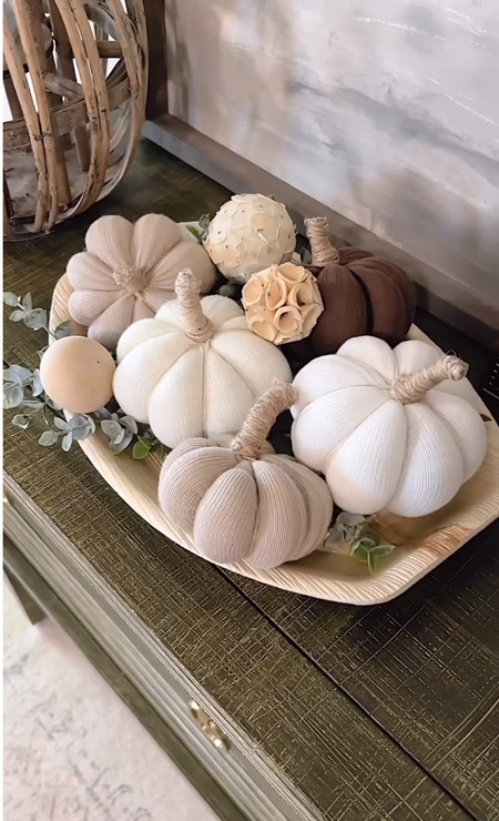 DIY-Socks-Pumpkin-cute-fall-decoration-ideas