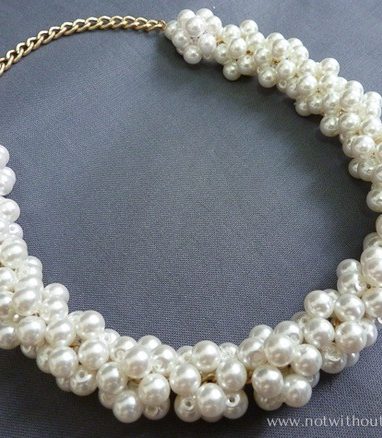 DIY White pearl necklace