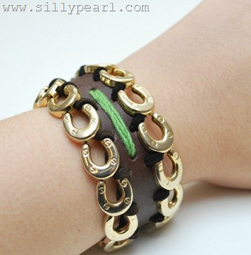 horseshoe bracelet