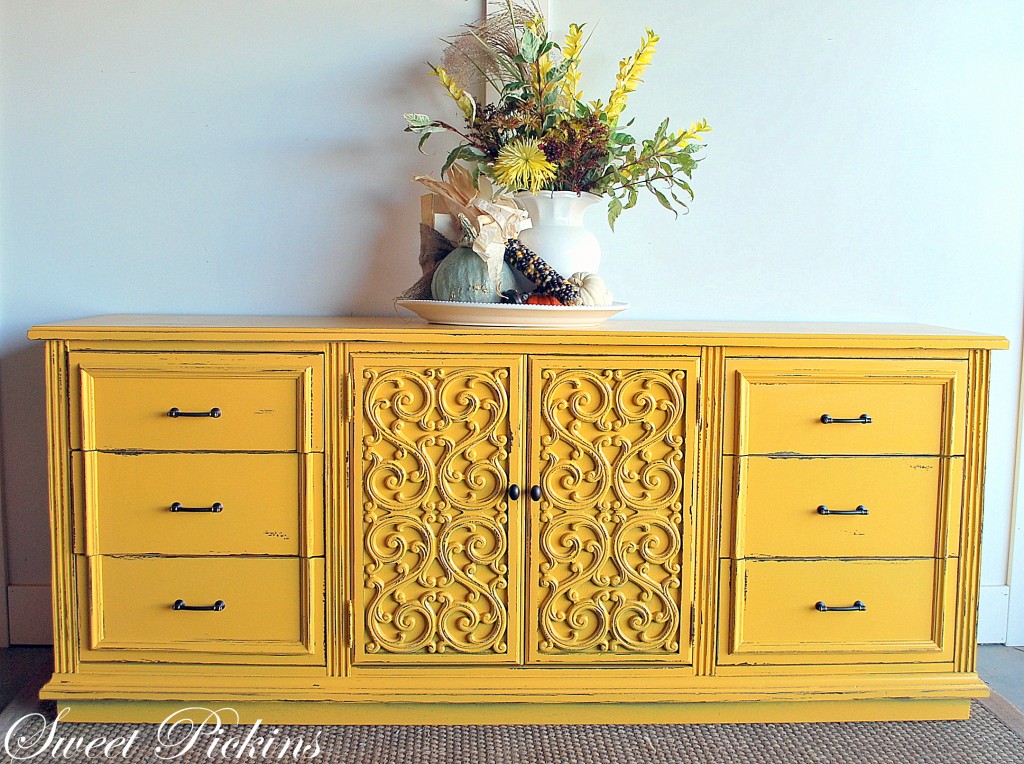 yellow-painted-furniture