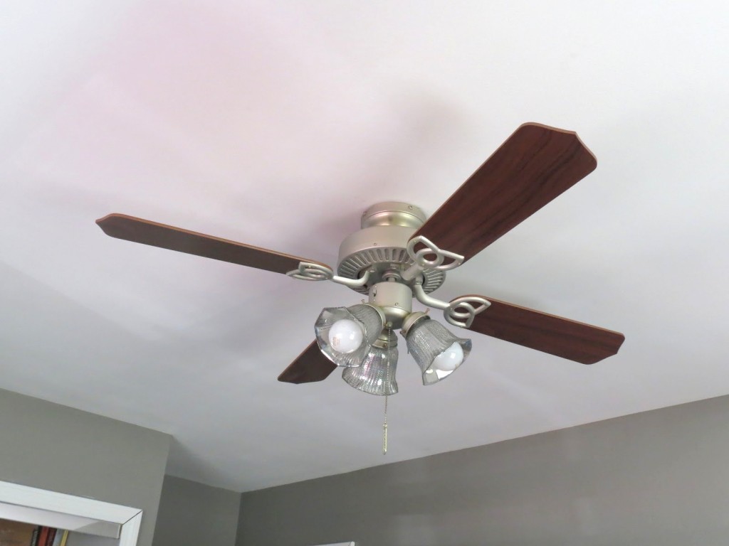 HOW TO PAINT CEILING FAN