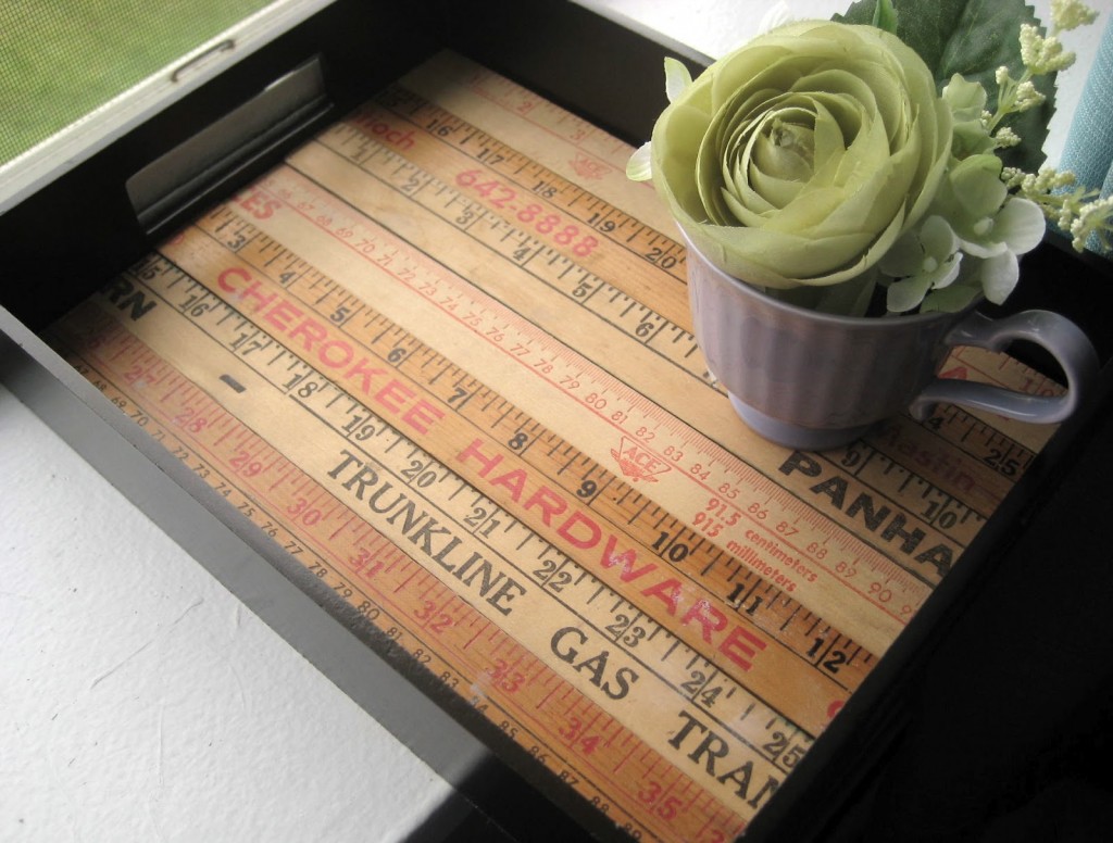 yardsticks DIY tray