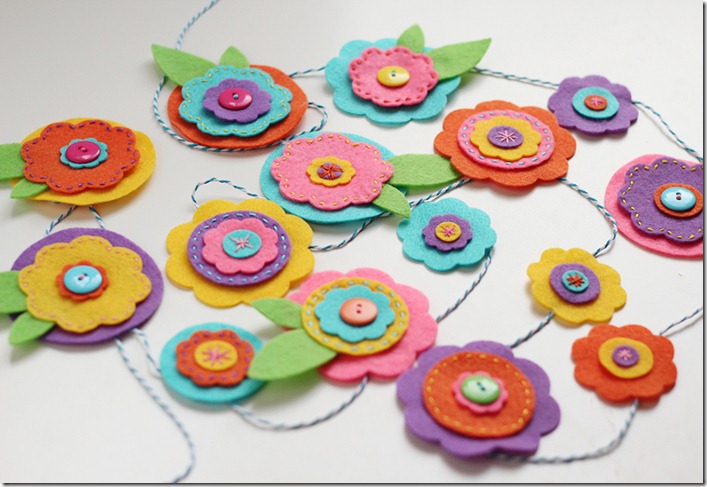 felt flowers garland tutorial