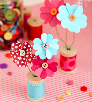 making decorative flowers