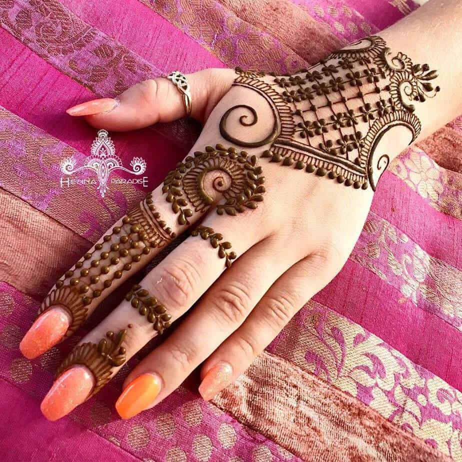 25 Simple Mehndi Design Image That Make Your Hands Beautiful-sonthuy.vn