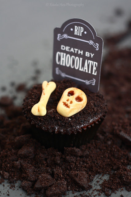 spooky chocolate cupcakes