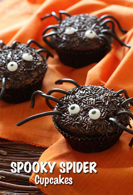 spooky spider cupcakes