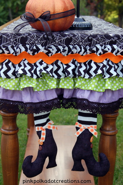 witch-legs-table-runner