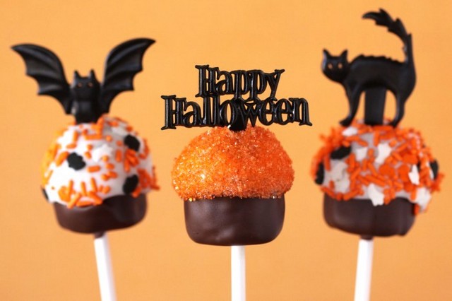 cupcake Halloween cake pops