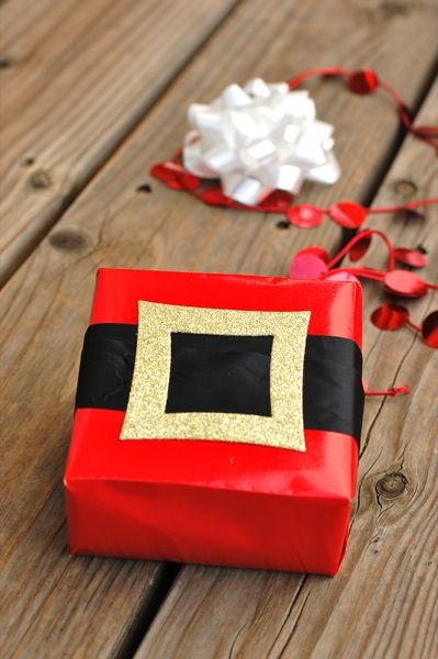 DIY santa gift wrap