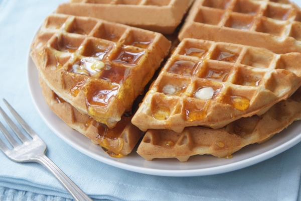 maple peanut butter waffles