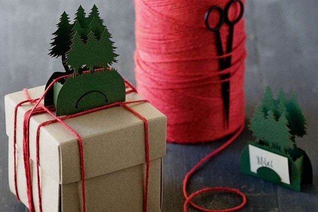 christmas tree gift wrap