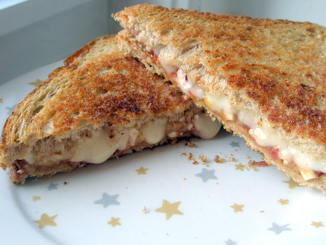 grilled peanut butter sandwiches
