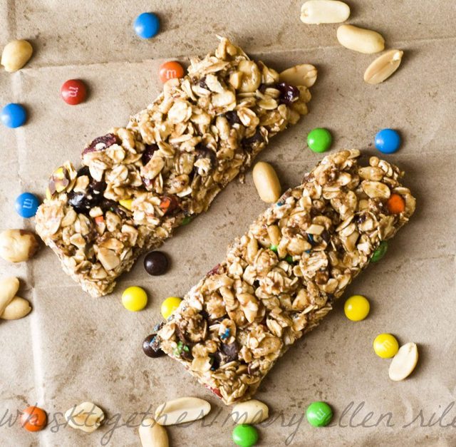 peanut butter granola bars