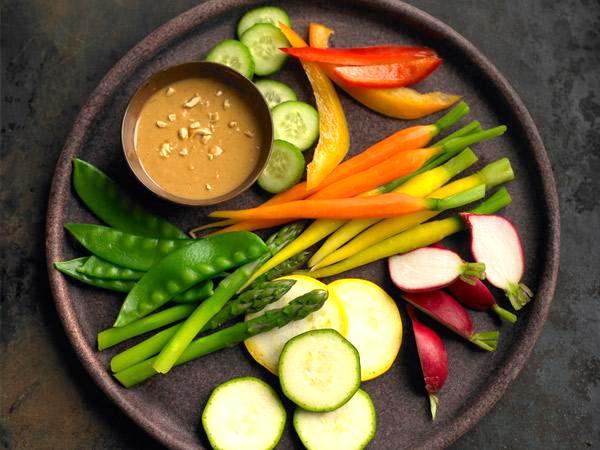 veggies peanut butter dip