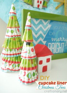 Make Cute Christmas trees with cupcake liner