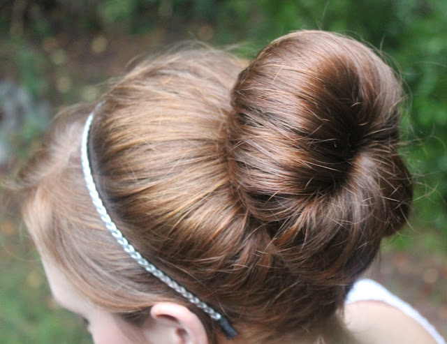 easy hair bun tutorial