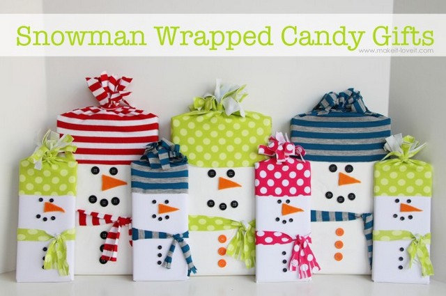 snowman-wrapped-gifts