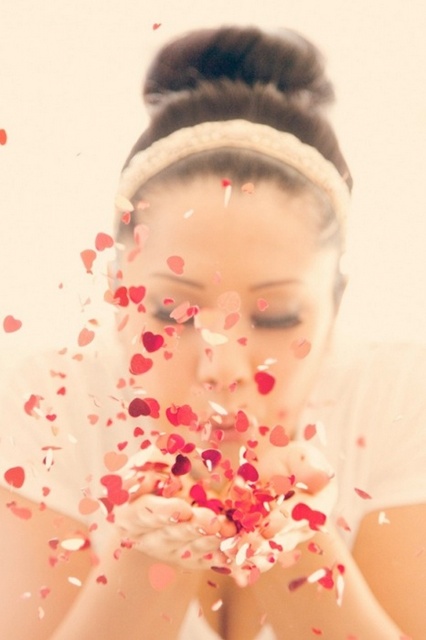 blowing confetti photo idea