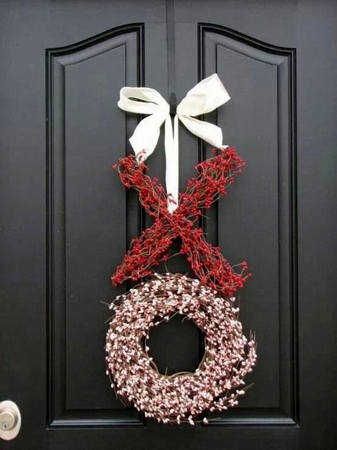 DIY xo wreath tutorial