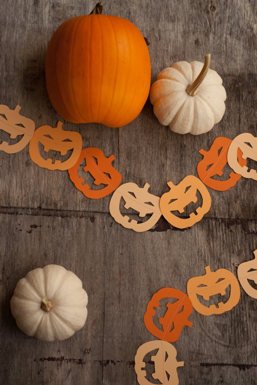 pumpkin halloween garlands