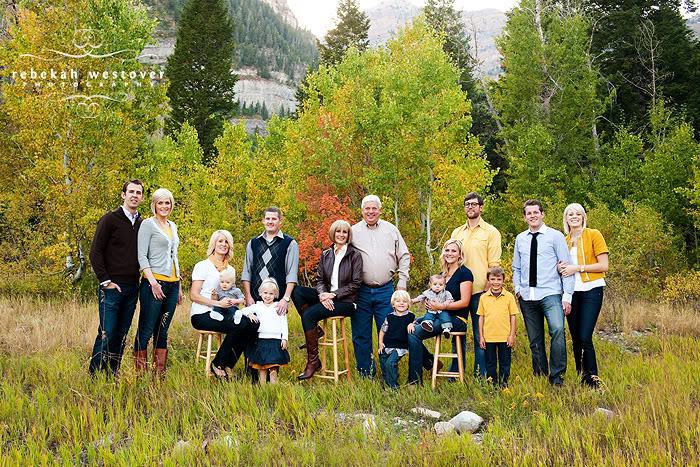 Autumn-grouping-family-photography