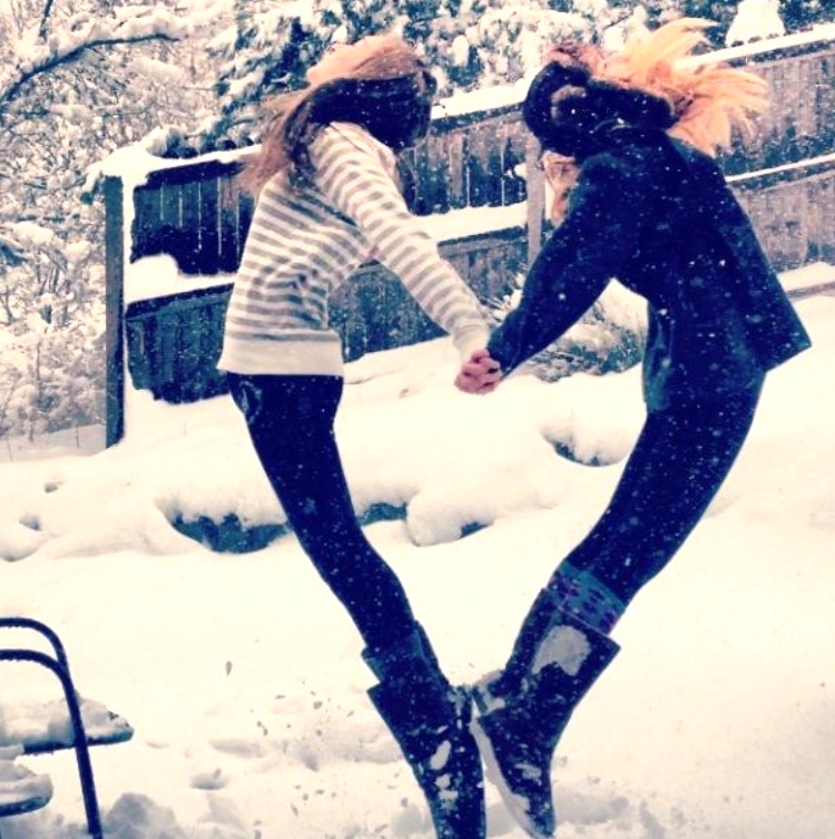 heart photo in the snow