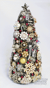 Jewelry Christmas tree - craftionary.net