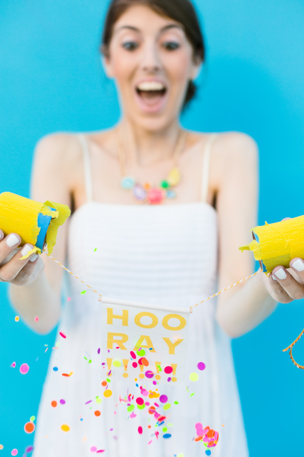 DIY surprise message confetti poppers