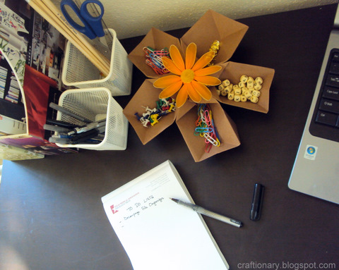 paper-origami-organizer-diy-tutorial-flower