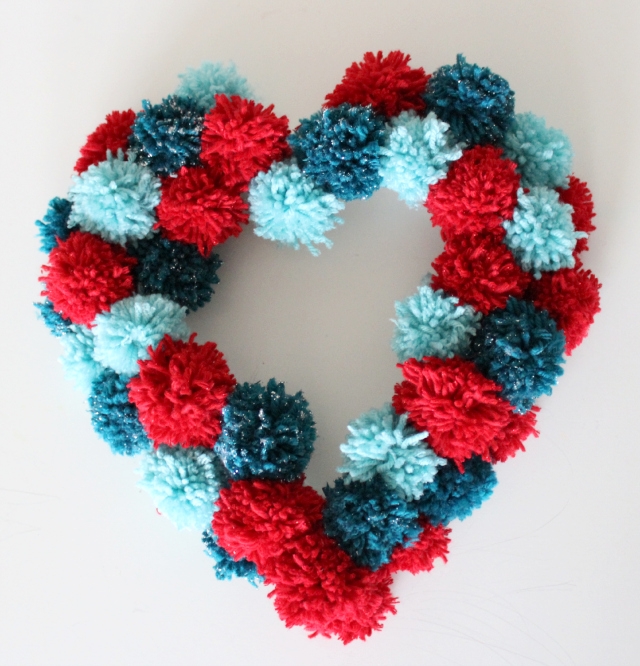 pom-pom-wreath-2