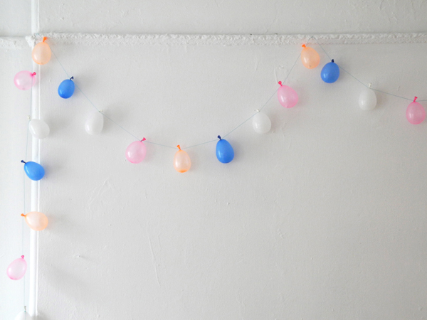 balloons garland DIY