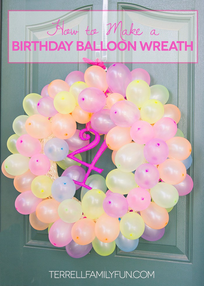 birthday party wreath