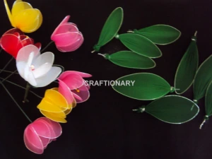 make_stocking_net_tulip_flowers_leaves