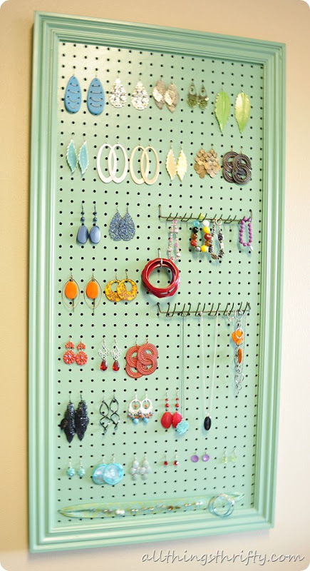 DIY-jewelry holder-pegboard