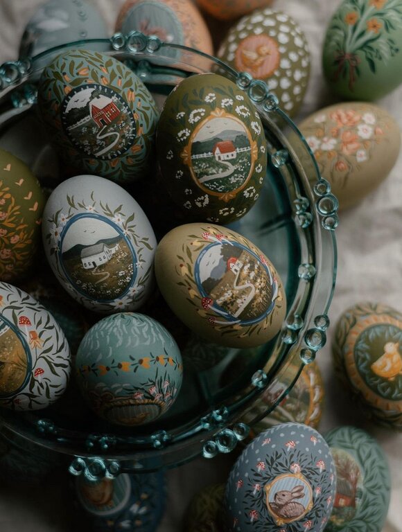 englishhomeintricatehandpaintedeastereggs4124