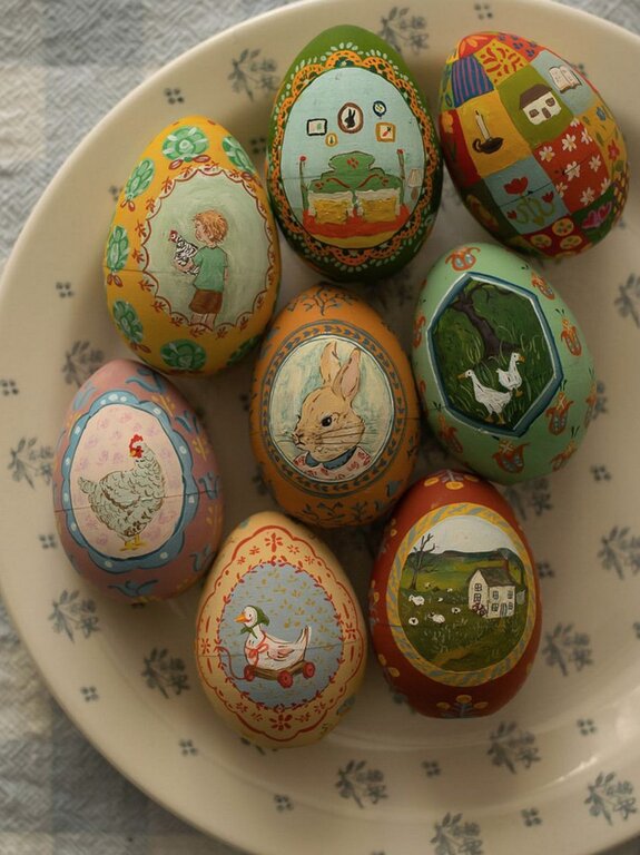 heirloom-painted-easter-eggs2414142