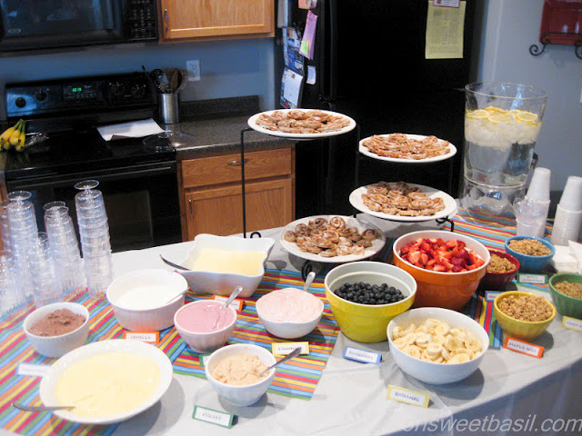 build-breakfast-parfait-station-idea