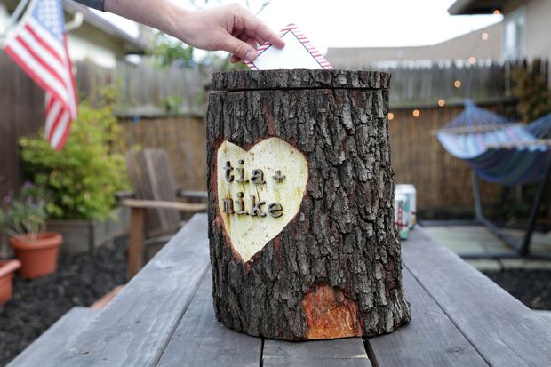 diy-wooden-log-card-box