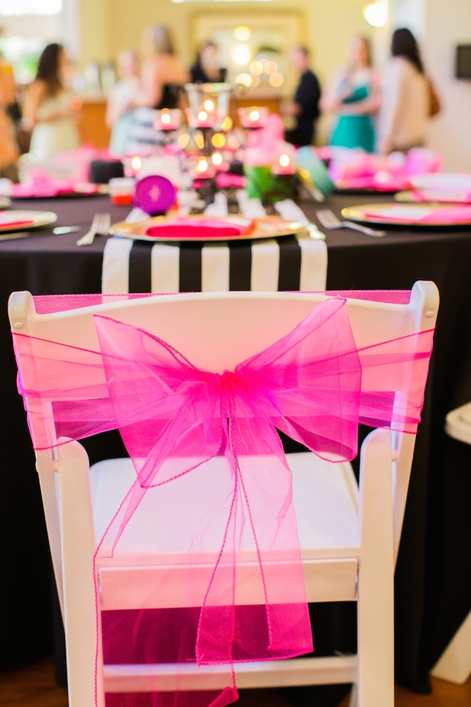 DIY-Tulle-bow-chair