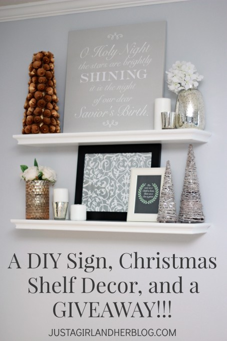 styling-bookshelves-christmas-shelf-decor